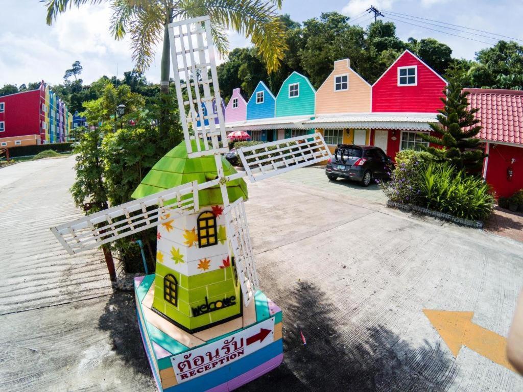 Holland Resort Phuket Eksteriør bilde