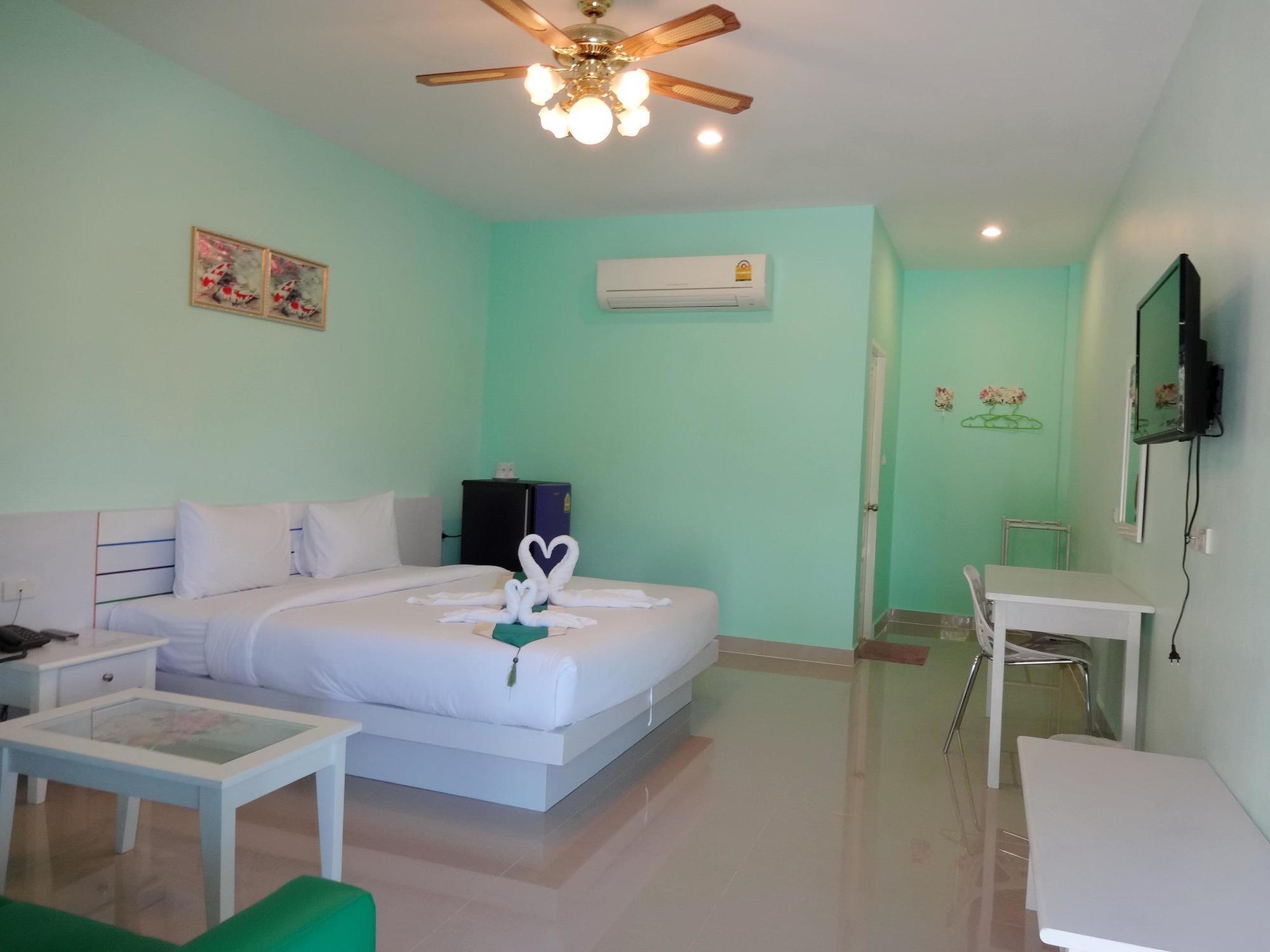 Holland Resort Phuket Eksteriør bilde